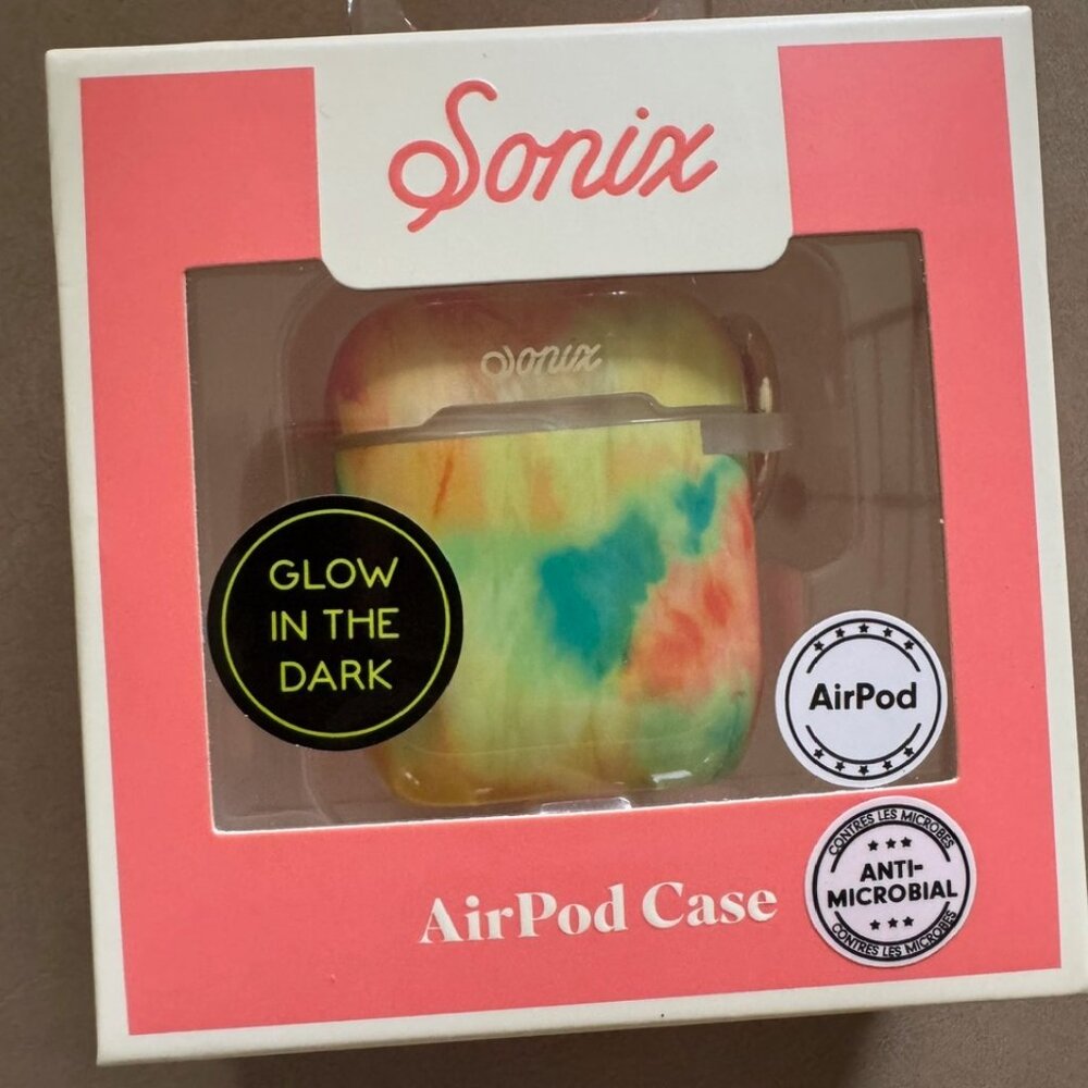 Sonix Airpod Case - Glow in the Dark
